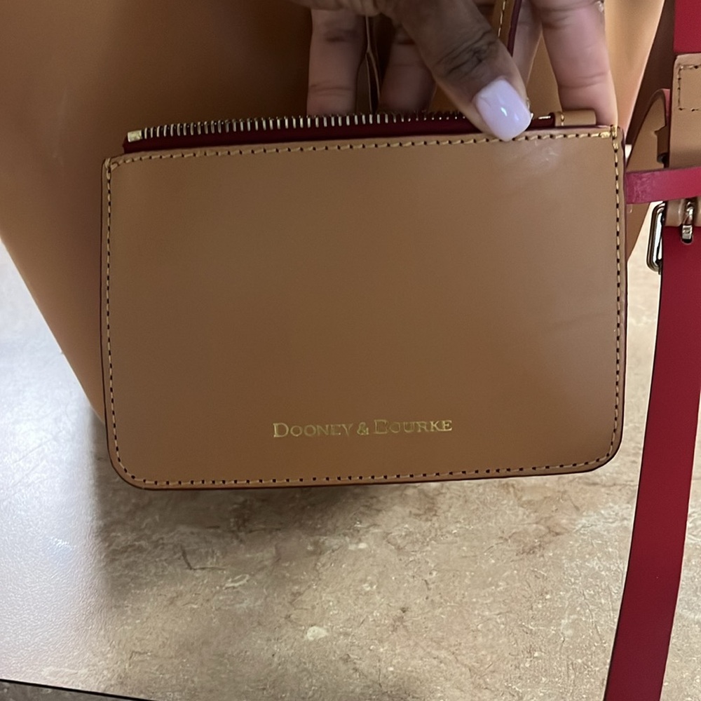 Dooney & Bourke Tote - Picture 6 of 7